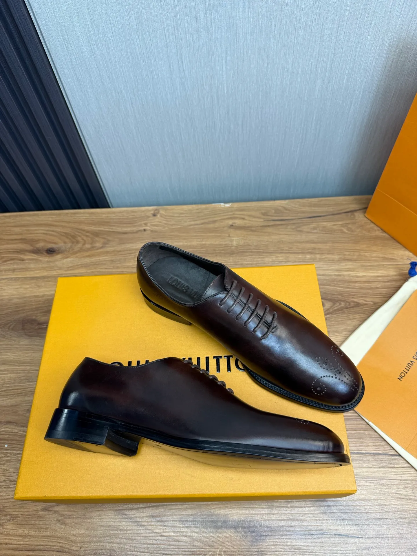Men's shoes💰760💰 LV. Men's business casual leather shoes, 1:1 shipment ⬆️Luxurious and noble👞All imported original brand leather, just to create a more comfortable wearing experience, upper: original cowhide ➕Imported full cow lining, original leather outsole ✔️36-45 (38.45 non-refundable)